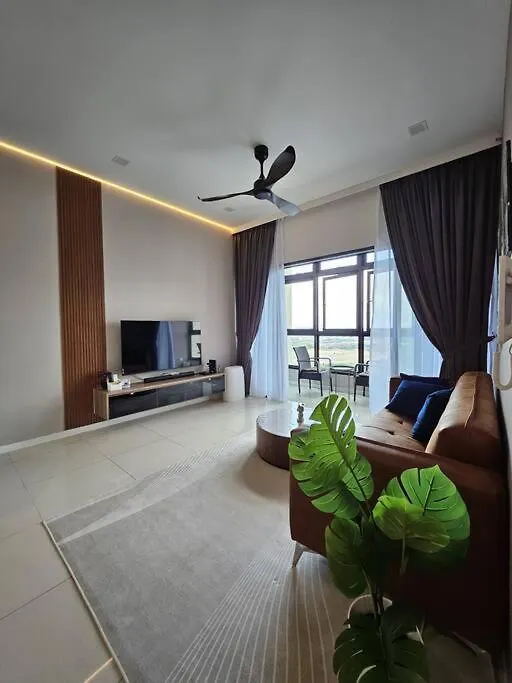 3Br The Luxurie At Paradigm Mall Residences Johor Bahru 0*,