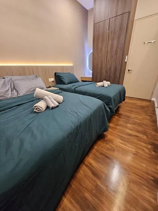 ג'והור בהרו 3Br The Luxurie At Paradigm Mall Residences דירה